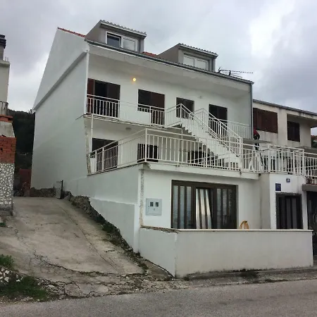 Slavko Apartment